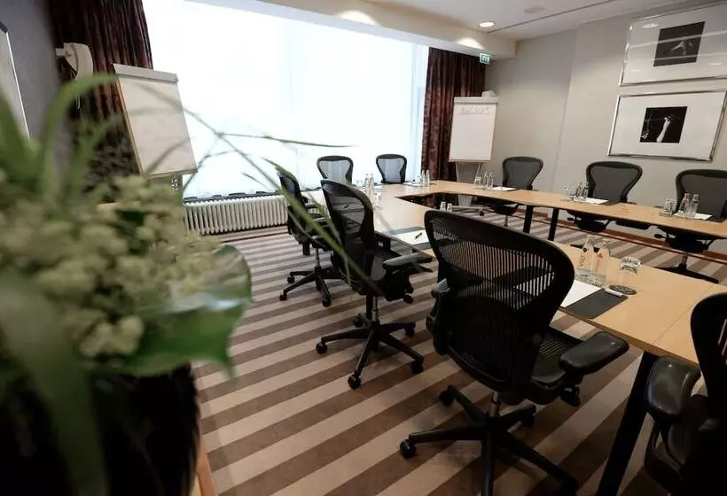 هتل Mondial Am Dom Cologne  Mgallery