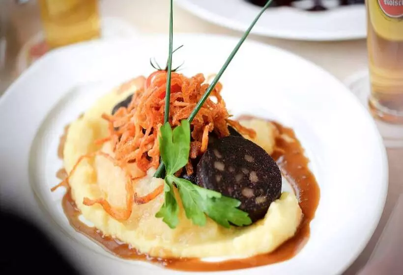 هتل Mondial Am Dom Cologne  Mgallery