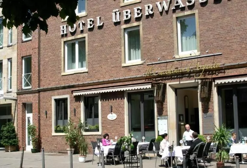 ホテル Restaurant überwasserhof