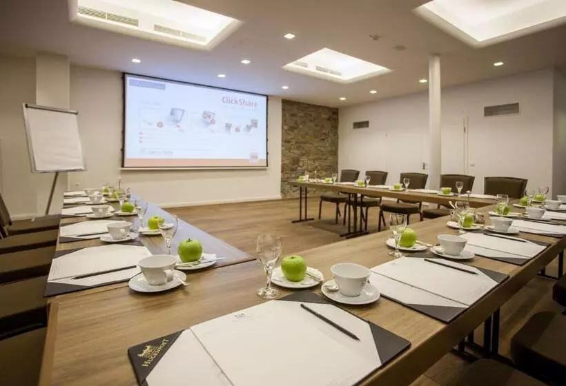 Schlosshotel Hugenpoet