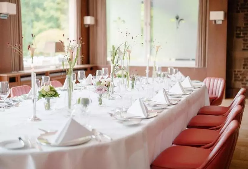 Schlosshotel Hugenpoet