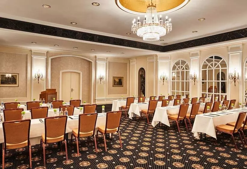 Steigenberger Icon Parkhotel Düsseldorf