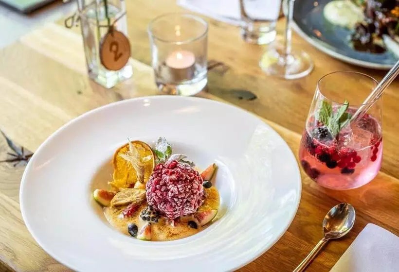 Waldhotel Tannenhäuschen