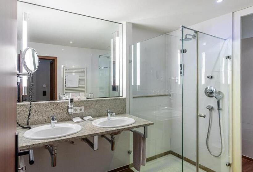 Waldhotel Tannenhäuschen