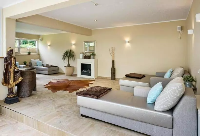 Landhotel Kallbach   4 Sterne Superior