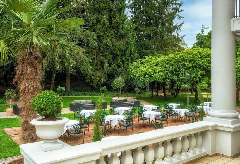 هتل Badischer Hof Baden-Baden - Leonardo Limited Edition