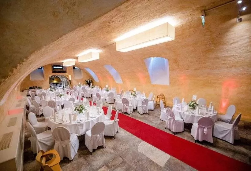 فندق Deidesheimer Hof