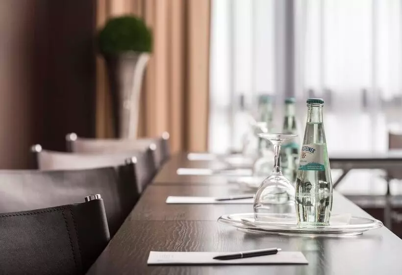 Отель Excelsior Ludwigshafen