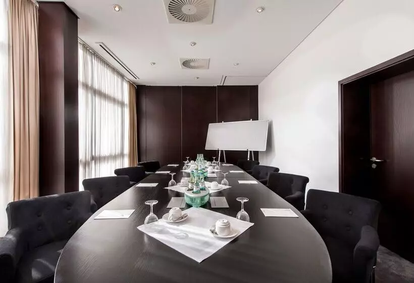 Отель Excelsior Ludwigshafen