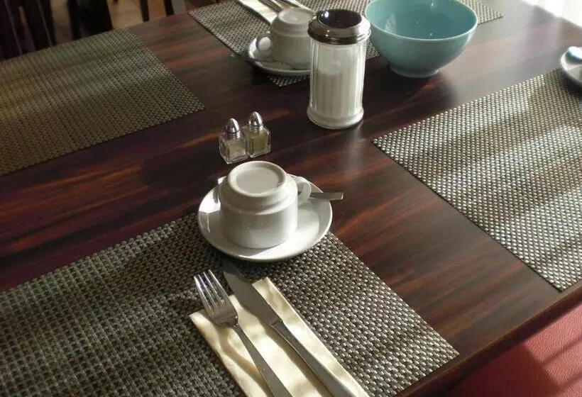 호텔 Garni Stadt Friedberg