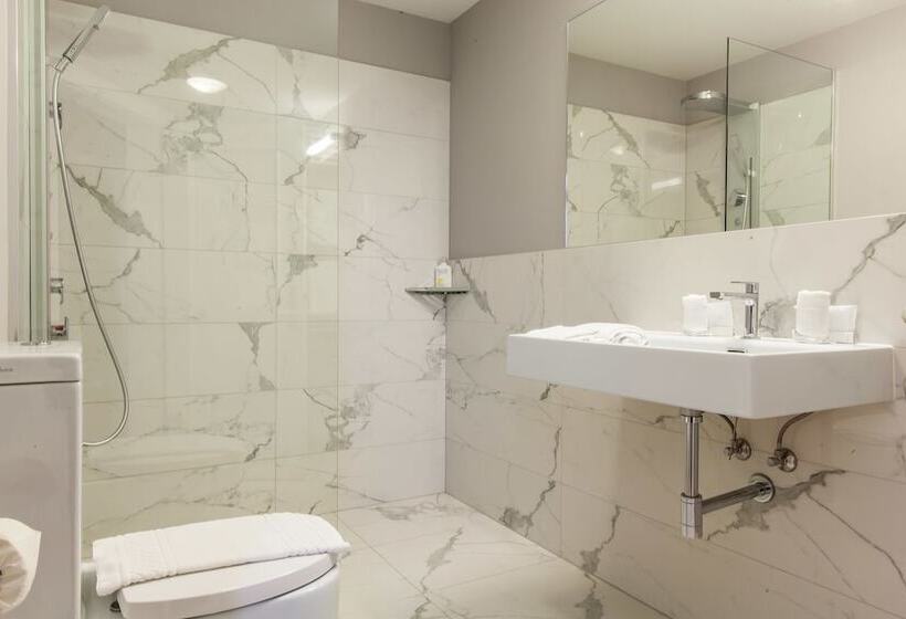 فندق Monopol  Central Station