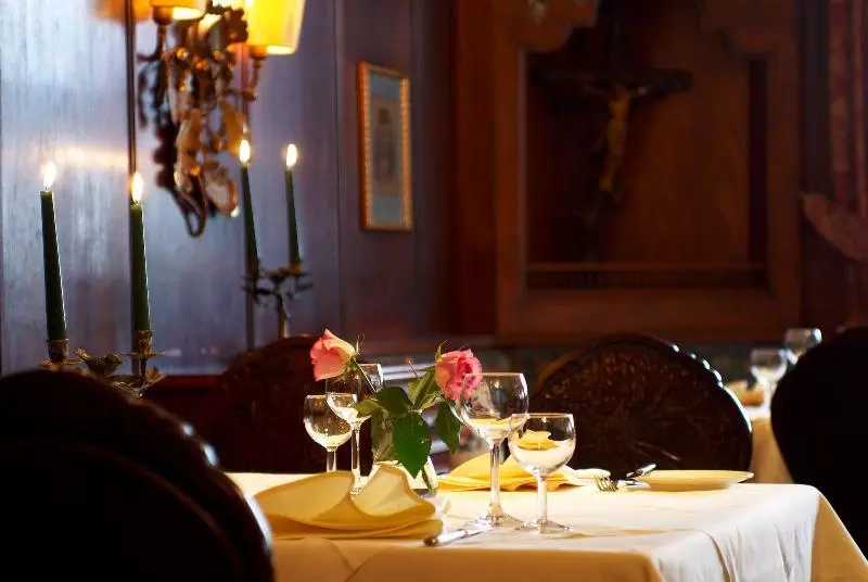 호텔 & Restaurant Sonne