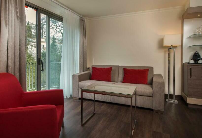 هتل Radisson Blu Badischer Hof