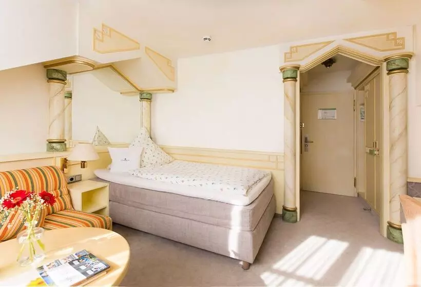 Akzent Hotel Restaurant Altdorfer Hof