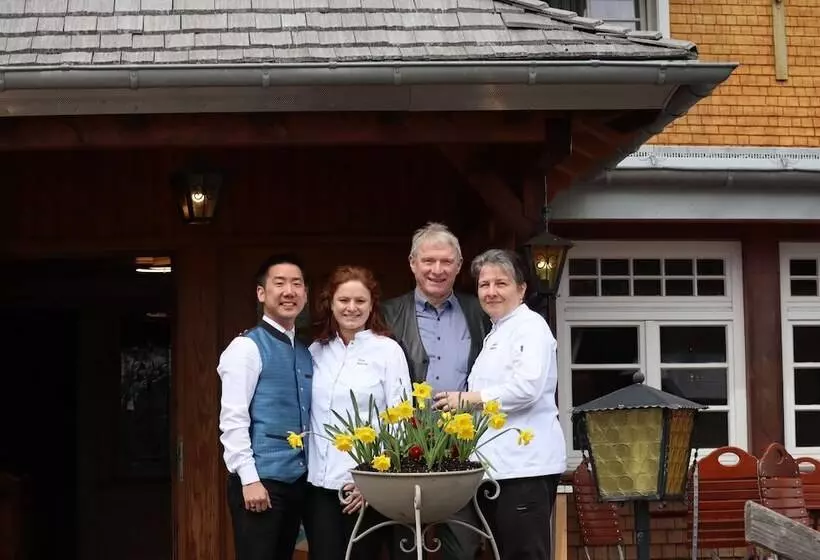 ホテル Adler Barental