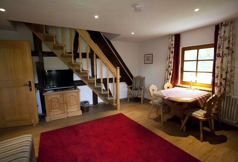 ホテル Adler Barental