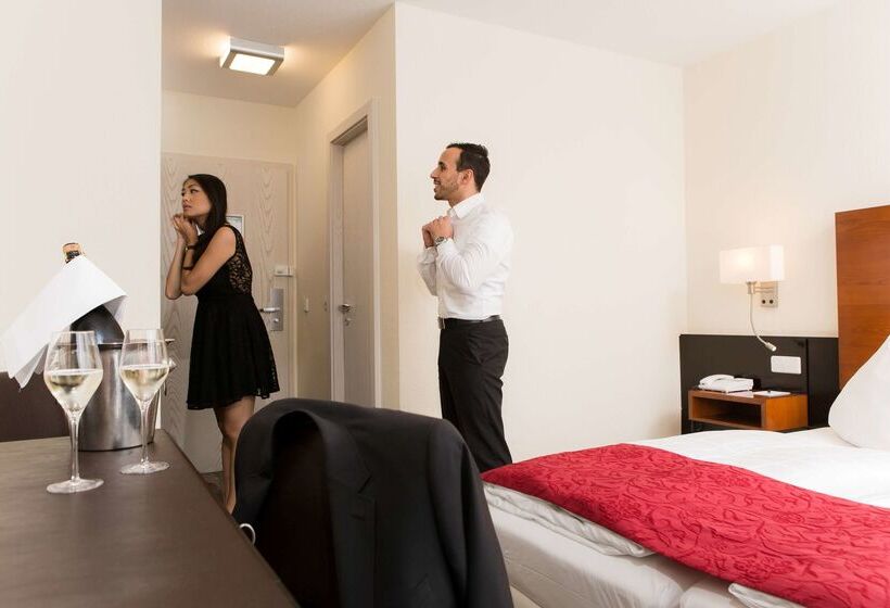 فندق Best Western Plus Atrium