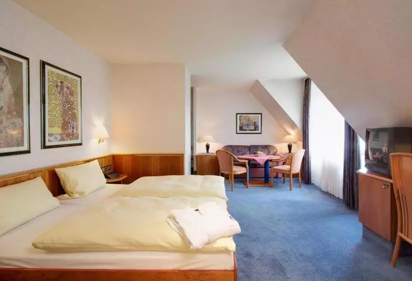 酒店 Gasthof Die Post Brennerei Frankenhöhe