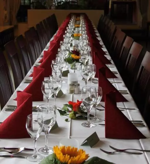 酒店 Gasthof Die Post Brennerei Frankenhöhe