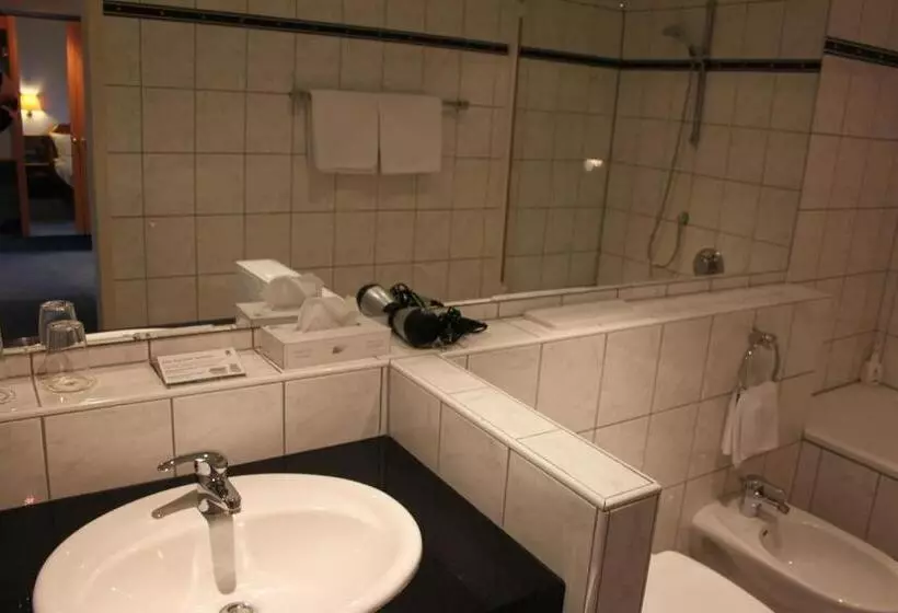 酒店 Gasthof Die Post Brennerei Frankenhöhe