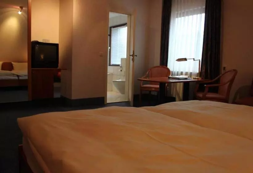 酒店 Gasthof Die Post Brennerei Frankenhöhe