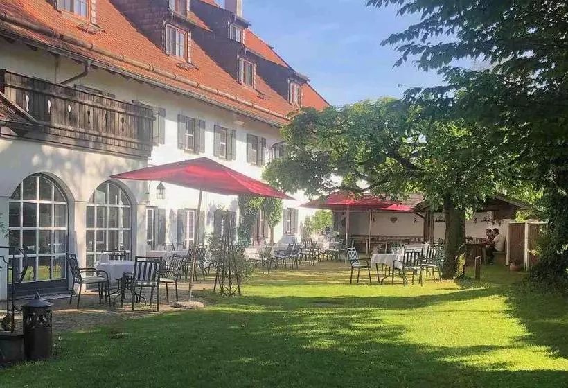 Hotelli Gasthof Moosleitner