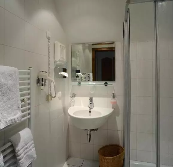 Hotelli Gasthof Moosleitner