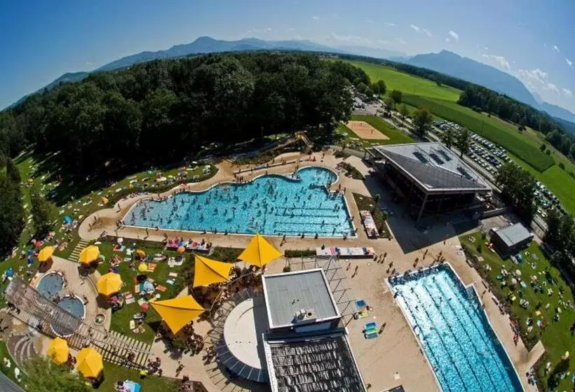 Hotelli Gasthof Moosleitner