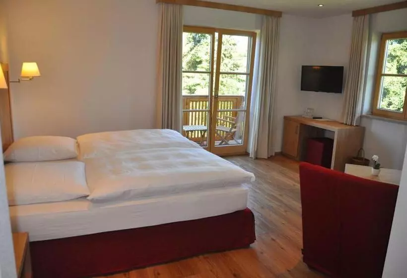 Hotelli Gasthof Moosleitner