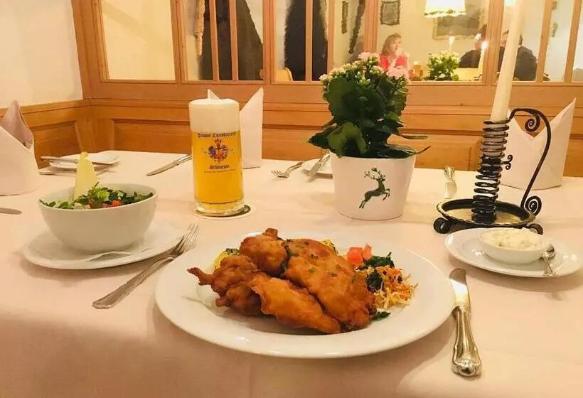 Hotelli Gasthof Moosleitner