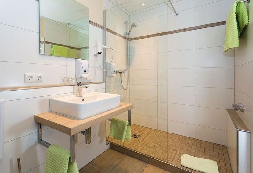 בית מלון כפרי Gondel