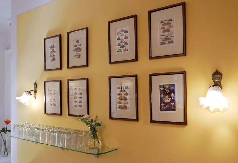 هتل Martha Dresden