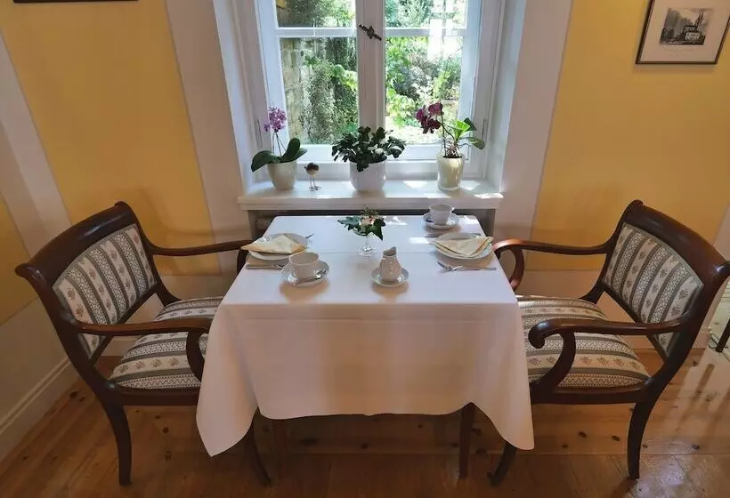 هتل Martha Dresden