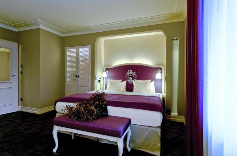 Schlosshotel Steinburg