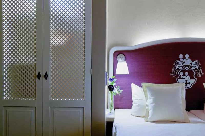 Schlosshotel Steinburg