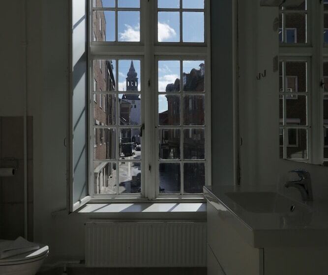 Hotel Helnan Phønix