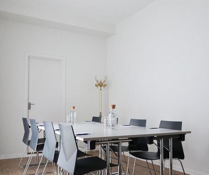 Hotel Helnan Phønix