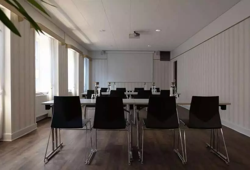 Hotel Helnan Phønix