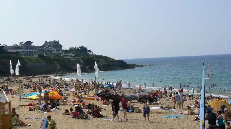 Hotelli Saint-Enogat