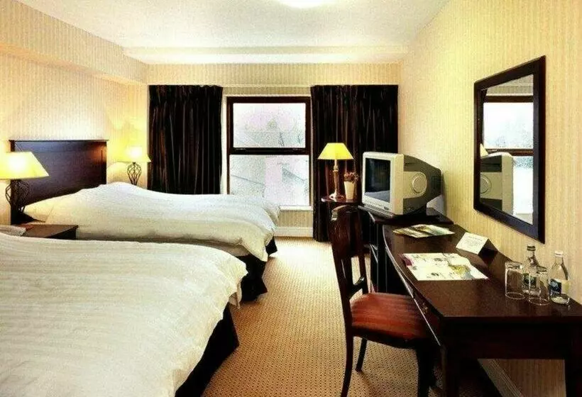 Esplanade Hotel On The Seafront