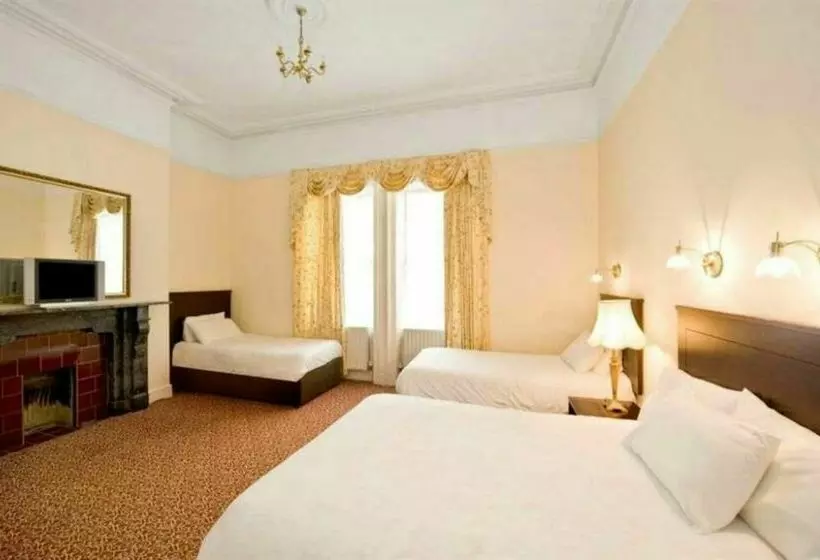 Esplanade Hotel On The Seafront