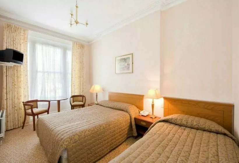 Esplanade Hotel On The Seafront