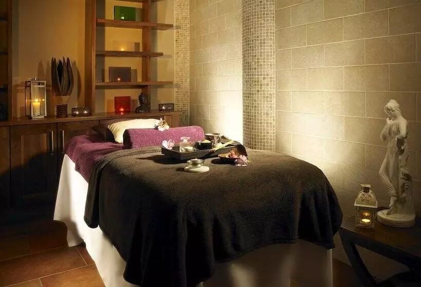 Bridge House Hotel, Leisure Club & Spa