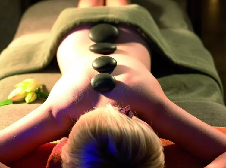 Bridge House Hotel, Leisure Club & Spa