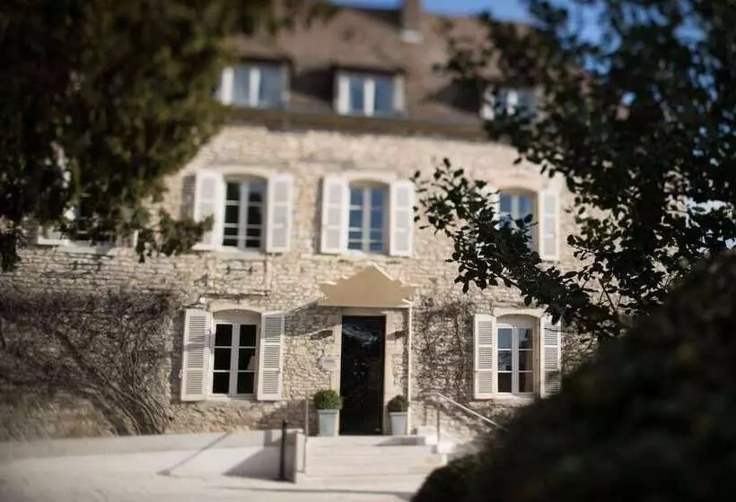 Castel De Très Girard Hotel & Restaurant Teritoria