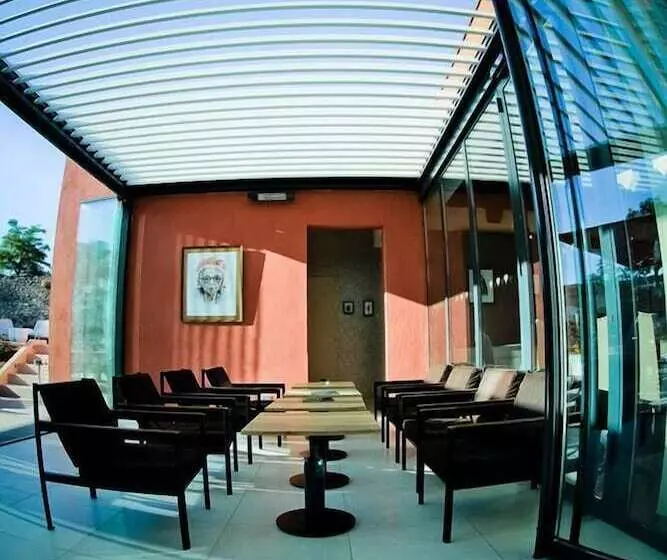 Castel De Très Girard Hotel & Restaurant Teritoria