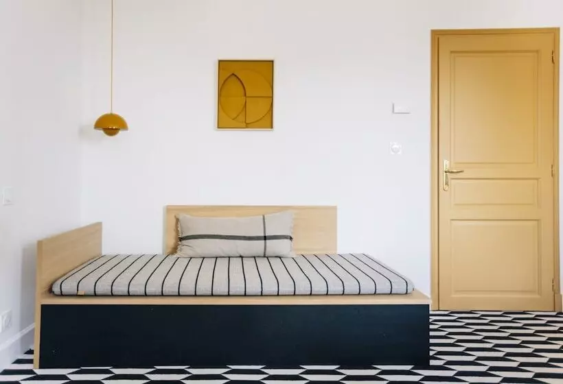 Castel De Très Girard Hotel & Restaurant Teritoria