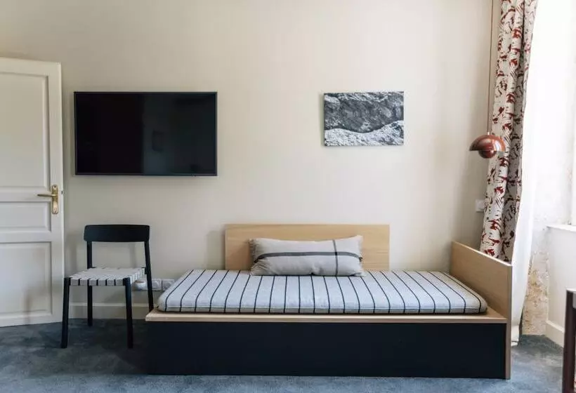 Castel De Très Girard Hotel & Restaurant Teritoria