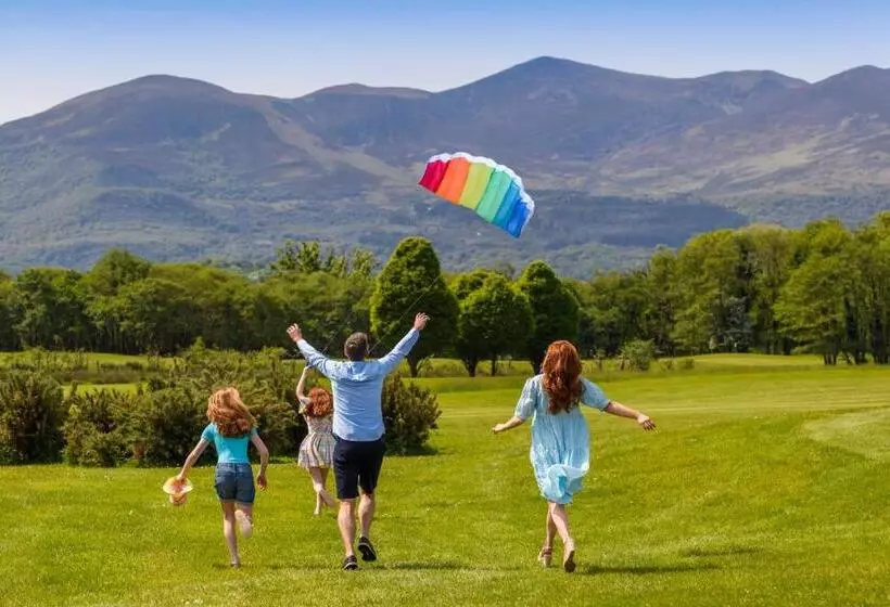 فندق Castlerosse Park Resort