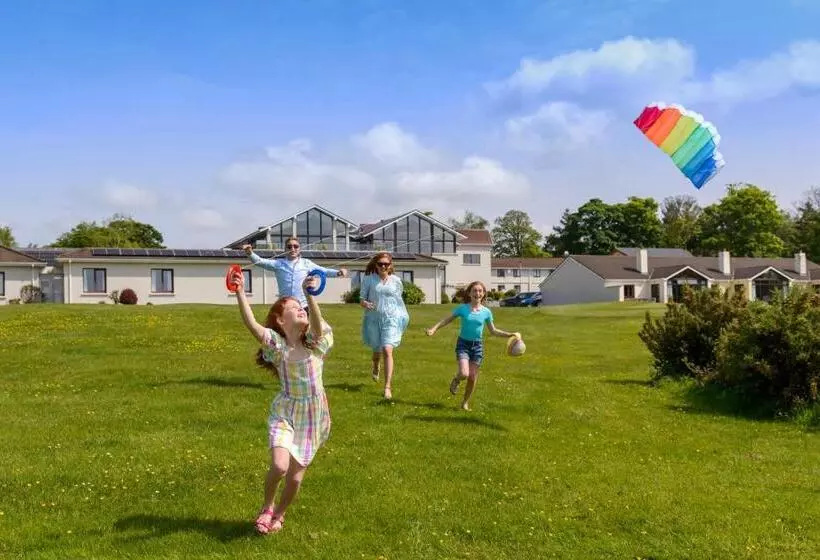 فندق Castlerosse Park Resort